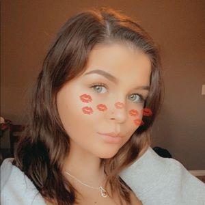 Meet your Posher, Kaitlyn